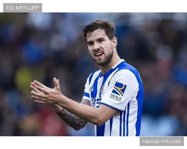 伊尼戈·马丁内斯防线表现稳健,持续提升球队防守实力