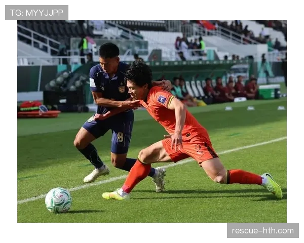 中国男足亚洲杯表现稳健,攻防两端展现竞争力 中国男足亚洲杯表现稳健,攻防两端展现竞争力