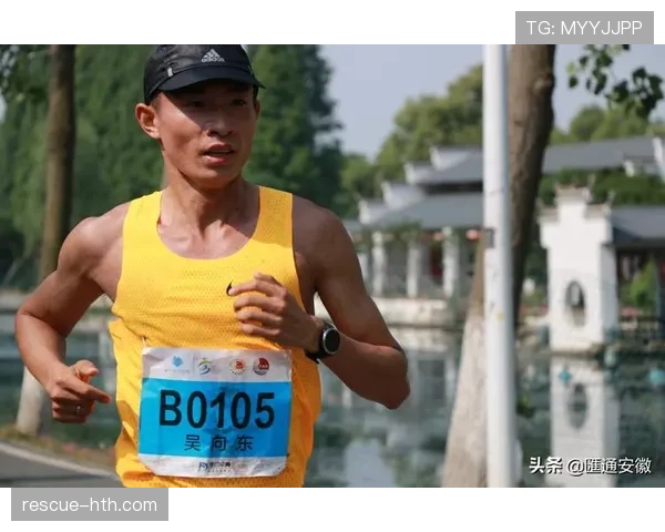 吴向东场外生活比他球场上还要精彩，一顿饭能顶普通人一星期花销？